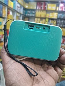 ROBOTEK B.T SPEAKER 🔊 👌 Zoom