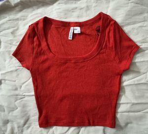 H&amp;M Red Ribbed Cropped T-Shirt