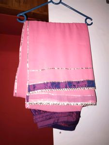 Purple 💜 Suit Set..Kurthi Top , Dupatta And Pant ... It's New One Used Just Once ... Size M..