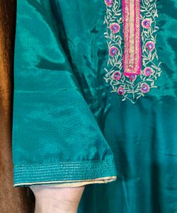 Rangriti Sea Green Embroidered Kurti
