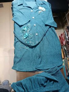 girl's co-ords set very fashionable