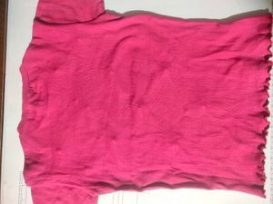 Chic Pearl Embellished Red T-Shirt