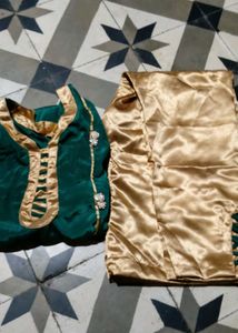 Green Kurta with Gold Embellishments size:xl