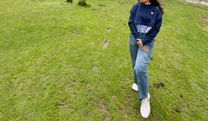 Navy Blue Cropped Sweatshirt with Gingham Detail