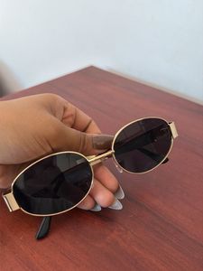 Vintage Oval Sunglasses with Case