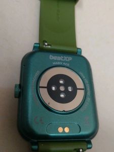 Stylish Green Smartwatch