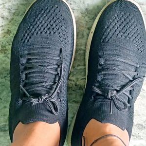 Black Sports Shoes