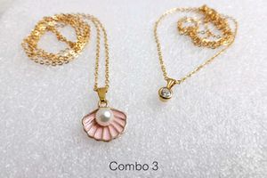 Beutiful Charm necklace Combo's