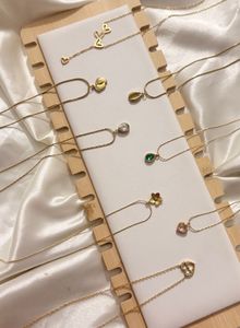 (NEW ARRIVAL)Assorted Delicate Necklaces