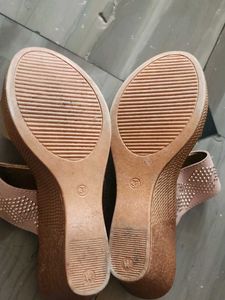 Elegant Stefino Gold Heels