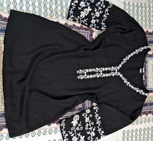 Black Embroidered Kurta
