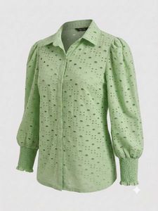 ✨Light Green Eyelet Puff Sleeve Shirt🤩