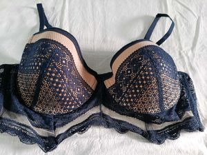 Lace Detail Bra