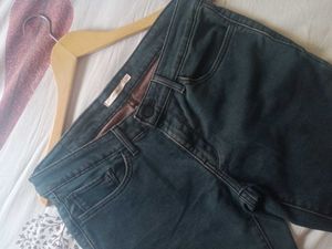 LEVI's Dark Wash SKINNY Jeans,Size-30