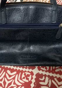 Chic Black Leather Handbag