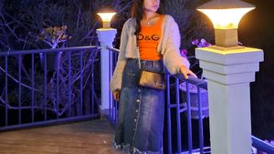 D&amp;G TOPS
