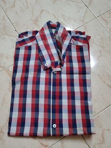 L Mens Classic Plaid Button-Up Shirt