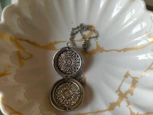 Silver Openable Mandala Photo Pendant Necklace