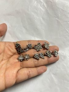 Earings