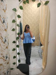 Chic Gingham Peplum Top with tie and side chain
