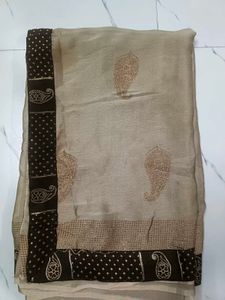 Elegant Paisley Saree
