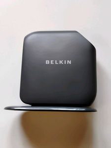 Belkin Surf N300 Wireless Router, model F7D2301