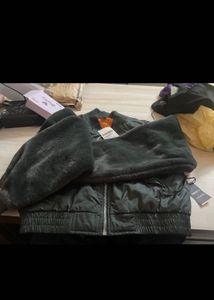 Forever 21 Trendy Cropped Bomber Jacket Unused