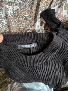 Chic Black Ribbed Knit Dress