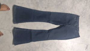 stretchable bootcut jeans
