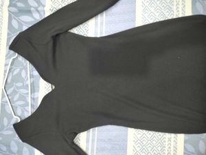 black sweetheart neck midi dress with sideslit