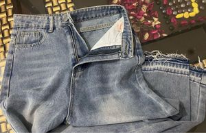 URBANIC Distressed Wide Leg Jeans
