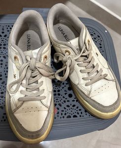 LUNAR Women's Cream Sneakers
