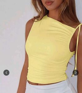 Butter Yellow pinteresty top