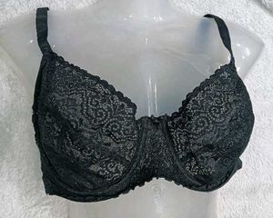 Black Lace Bra and Panty Set