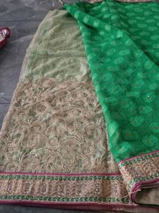 Vibrant Green Paisley Saree with Gold Border