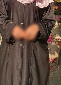 Elegant Black Abaya with pockets