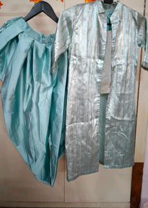 Girls' Ethnic Set - Stylish &amp; Cute!