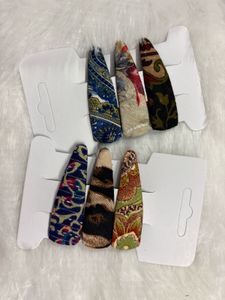 Set of 6 Vintage Style Hair Clips