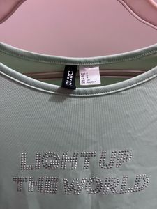 H&amp;M Cropped T-Shirt