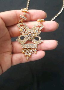 Sparkling Rhinestone Butterfly Necklace