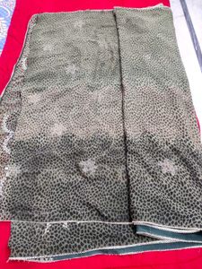 Elegant animal print Embroiderd Saree ✨