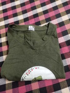 Cute Frog Graphic T-Shirt