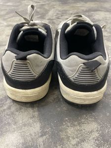 Redtape sneaker for men