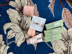 Clinique Moisture Surge Lot