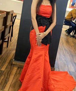 Beautiful Tail Gown perfect for any occasions