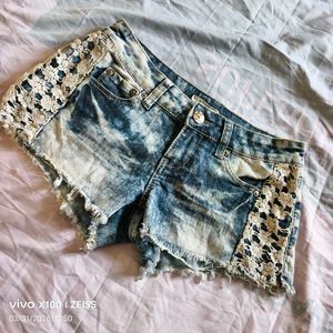 Stylish Denim Shorts with Crochet Inlay
