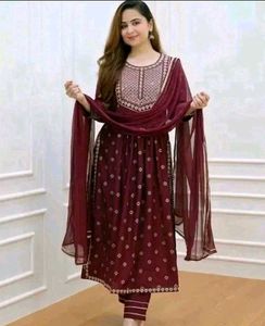 beautiful party wear naira cut kurti pant Dupatta