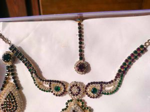 Elegant Necklace, Earring, and Maang Tikka Set