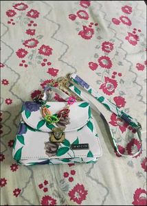 Pack of 2 Floral &amp; Green Shoulder Bags