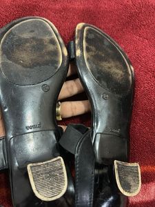 Shoetopia Women’s Black Sandals